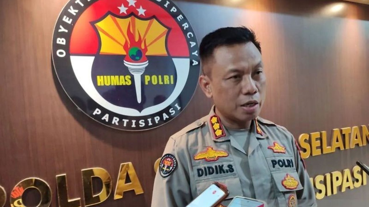 Setelah dinyatakan sehat, tersangka AS kembali ditahan Polda Sulsel terkait kasus peredaran kosmetik berbahaya yang juga melibatkan tersangka MS dan MH yang masih dalam perawatan medis.