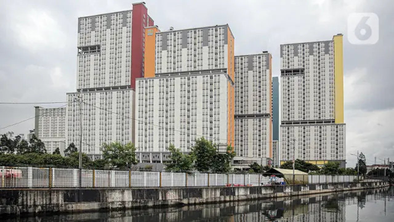Pemandangan Rumah Sakit Darurat COVID-19 (RSDC) Wisma Atlet, Jakarta, Minggu (25/12/2022). Pemerintah menghentikan operasional Wisma Atlet Kemayoran sebagai Rumah Sakit Darurat COVID-19 mulai