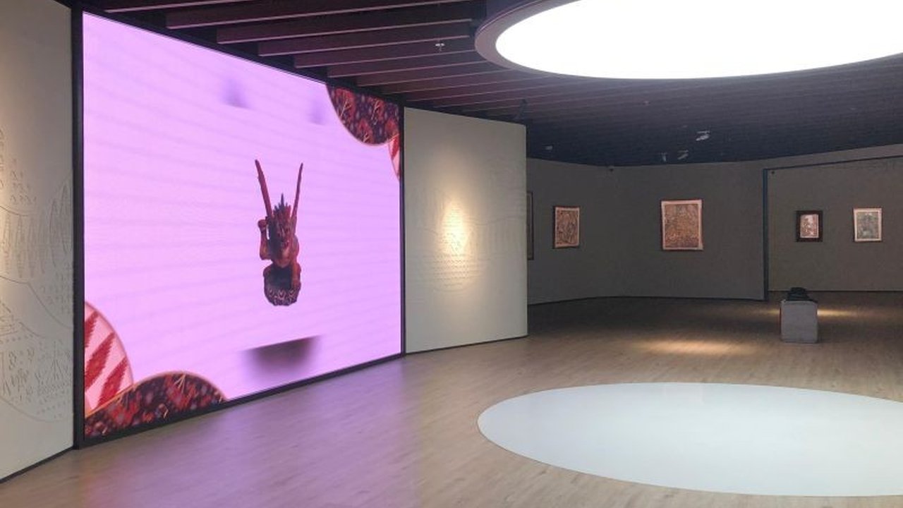 Bentara Budaya Jakarta menggelar pameran 'Bali dalam Pesona Rupa', menampilkan perjalanan seni rupa Bali dari tradisional hingga kontemporer, hingga 31 Januari 2025.