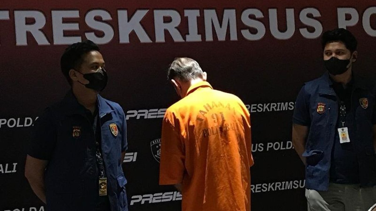 Direktur PT Parq Ubud Partners, AF, ditetapkan sebagai tersangka kasus dugaan alih fungsi lahan pertanian dan sawah dilindungi di Ubud, Bali, karena membangun vila, spa, dan peternakan tanpa izin di lahan pertanian.