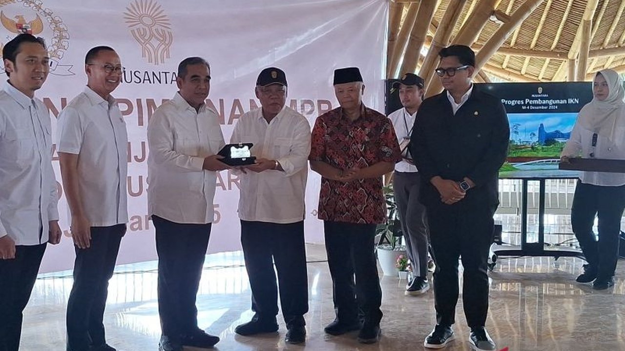 MPR RI optimis ibu kota negara akan pindah ke Nusantara pada 2028, ditandai dengan kunjungan kerja dan dukungan anggaran Rp48,8 triliun untuk percepatan pembangunan infrastruktur.