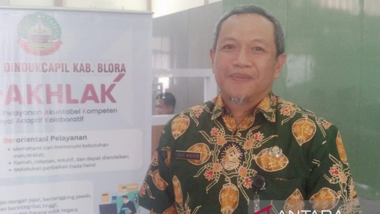 Dinas Dukcapil Blora mencatat lebih dari 26.000 warga telah mengaktifkan KTP digital, melampaui target awal 9.000 dan menawarkan kemudahan akses layanan publik.