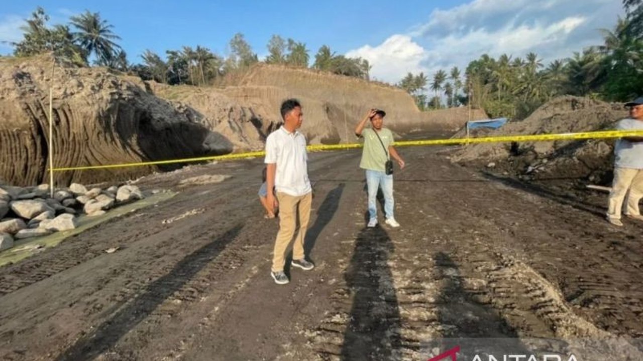 Ikatan Mahasiswa Muhammadiyah (IMM) NTB menilai Pemprov NTB tidak serius memberantas tambang ilegal karena penghapusan anggaran pengawasan dan dugaan keterlibatan Dinas ESDM.