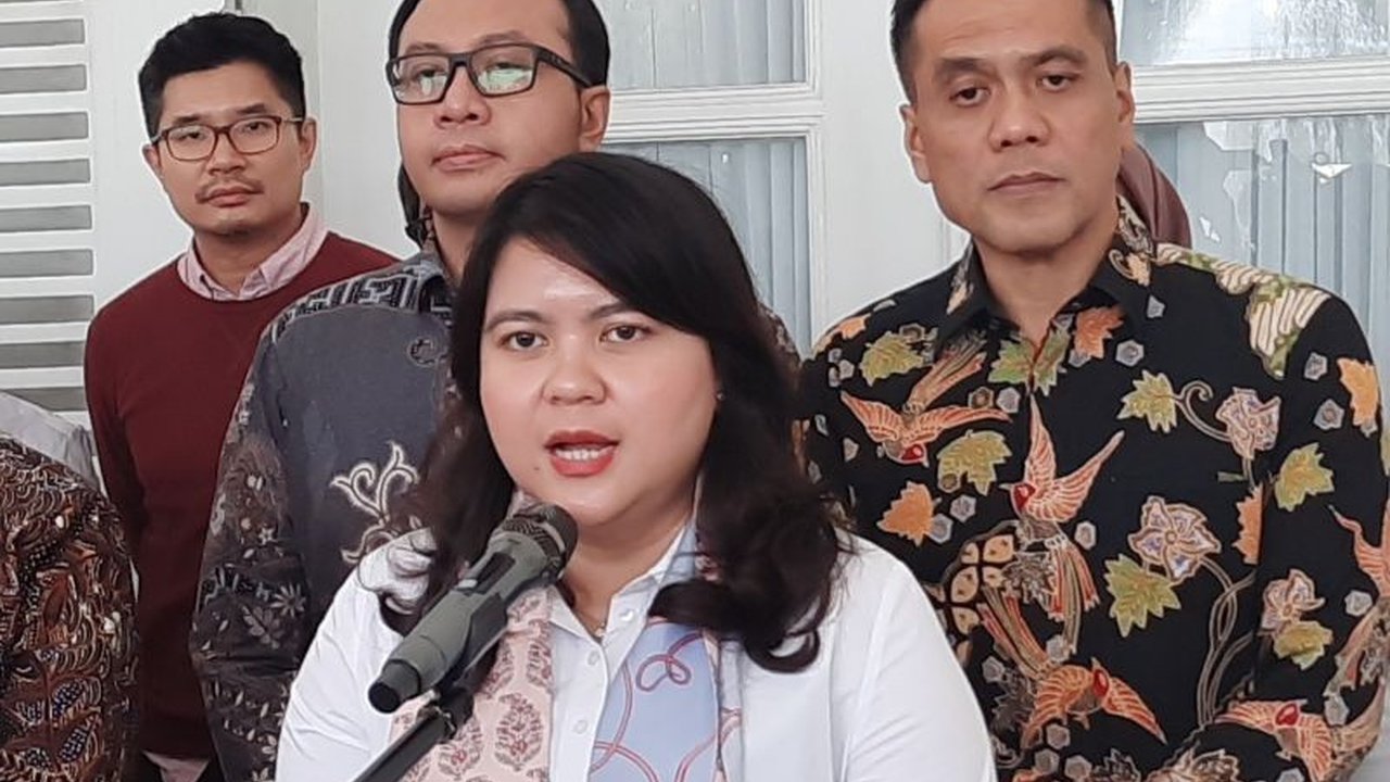 Tim transisi Gubernur dan Wagub DKI Jakarta mengusulkan penghematan anggaran makan ASN hingga Rp700 miliar untuk program prioritas dan efisiensi keuangan daerah.