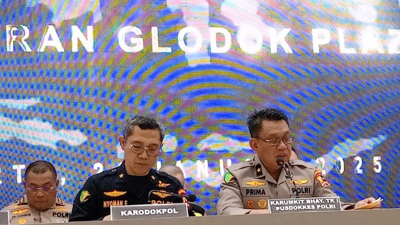 Tim identifikasi fokus mencari jenazah di lantai 8 Glodok Plaza, Jakarta Barat, menyusul ditemukannya potongan tubuh korban kebakaran pada 15 Januari 2024, dengan kendala reruntuhan bangunan yang menyulitkan proses pencarian.