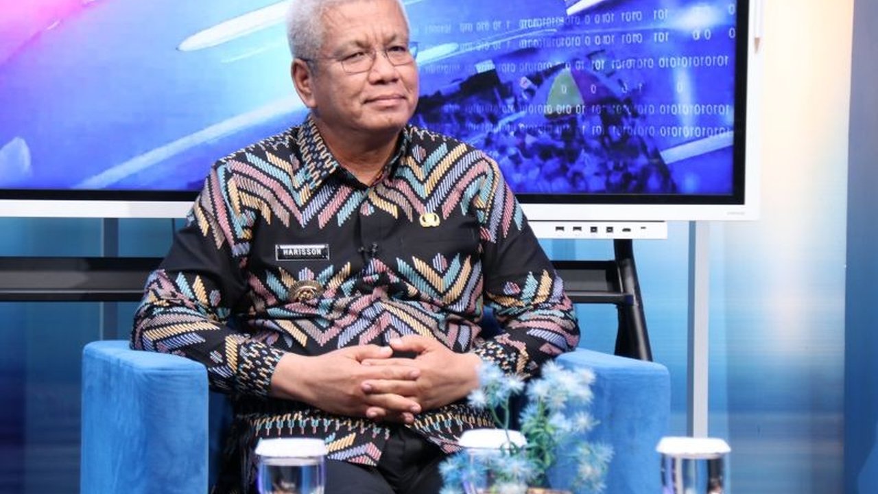 Pemprov Kalbar aktif memberantas korupsi dengan mengajak masyarakat laporkan pungli lewat sistem OSS dan aplikasi Selarasin, didukung pelatihan dan platform pengaduan.