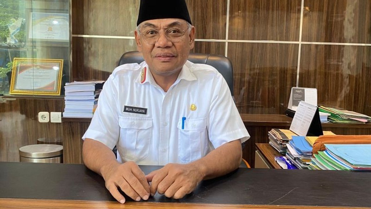 Pemerintah Provinsi Sulawesi Tenggara menyiapkan anggaran Rp12 miliar untuk memperbaiki 200 rumah tidak layak huni (RTLH) di seluruh kabupaten/kota pada tahun 2025, dengan kriteria penerima berpenghasilan rendah dan rumah berukuran kurang dari 36 meter pe