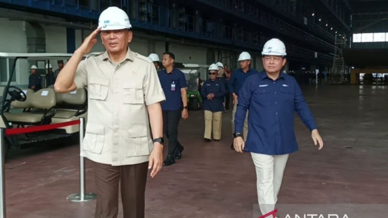 Menhan RI menargetkan dua unit Fregat Merah Putih buatan PT PAL Indonesia beroperasi sebelum akhir 2025, lebih cepat dari prediksi sebelumnya.