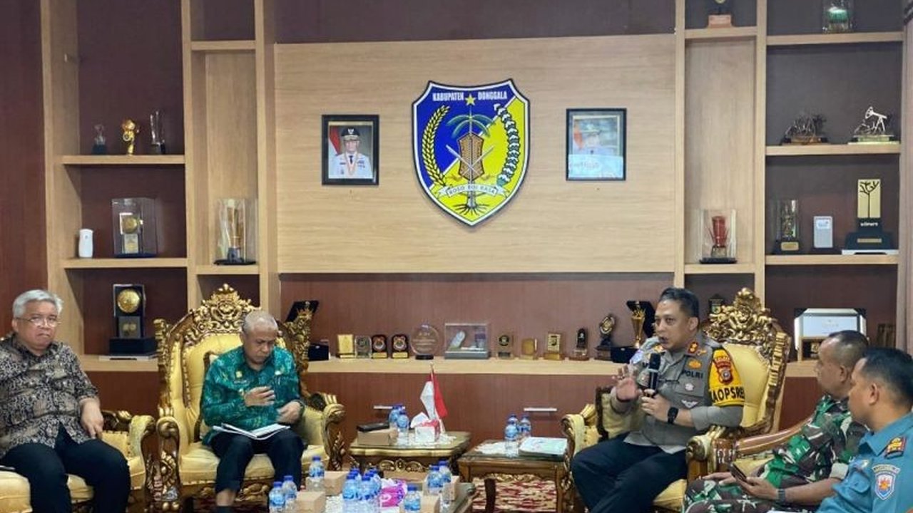 Polres Donggala berkomitmen mendukung penuh program Makan Bergizi Gratis (MBG) untuk mengatasi gizi buruk dan stunting di Kabupaten Donggala, Sulawesi Tengah, dengan menyediakan pengamanan dan sosialisasi program.