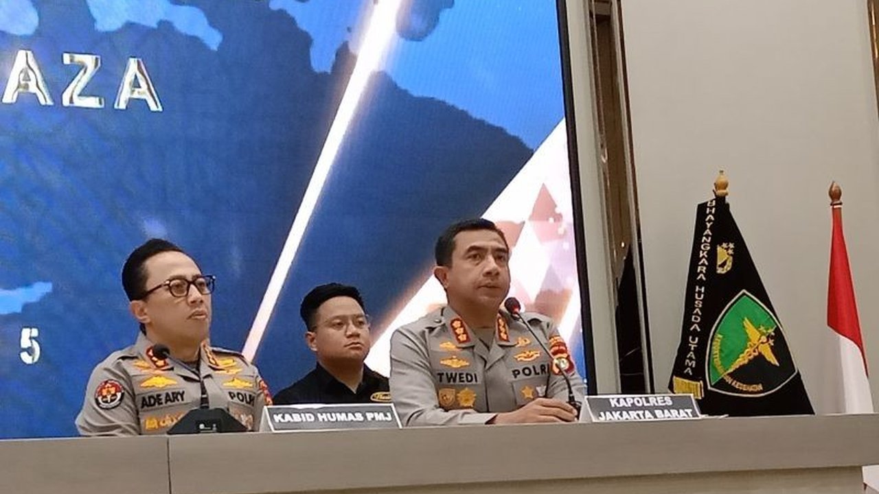 Polisi telah memeriksa sembilan saksi terkait kebakaran di Glodok Plaza, Jakarta Barat, dan tengah menyelidiki penyebab kebakaran serta kelayakan gedung yang dinyatakan tak memenuhi standar keselamatan kebakaran.