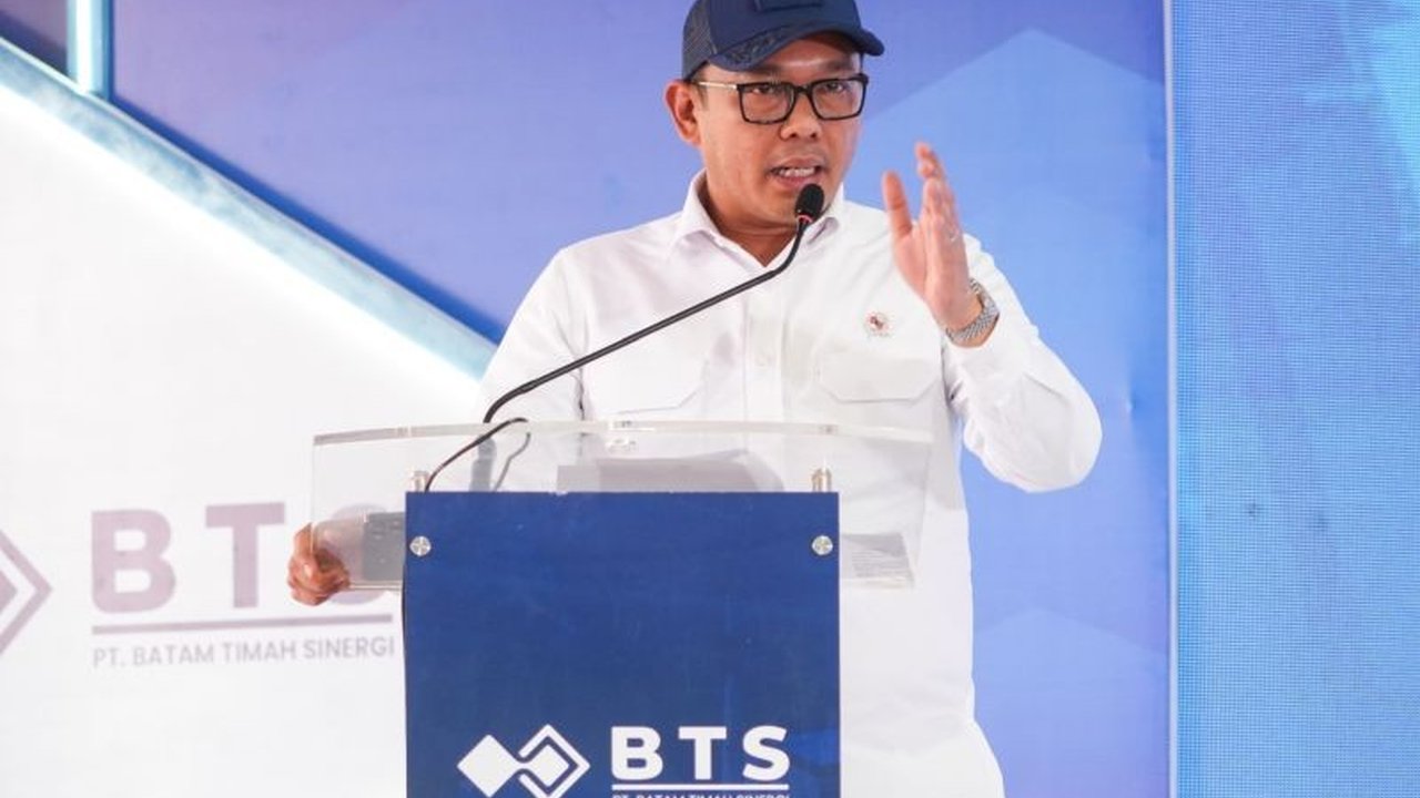Kementerian Investasi/BKPM baru saja meresmikan proyek hilirisasi timah senilai Rp1,2 triliun di Batam, yang dibangun oleh PT Batam Timah Sinergi dan PT Tri Charislink Indoasia, guna mendorong transformasi industri timah nasional dan meningkatkan nilai ta