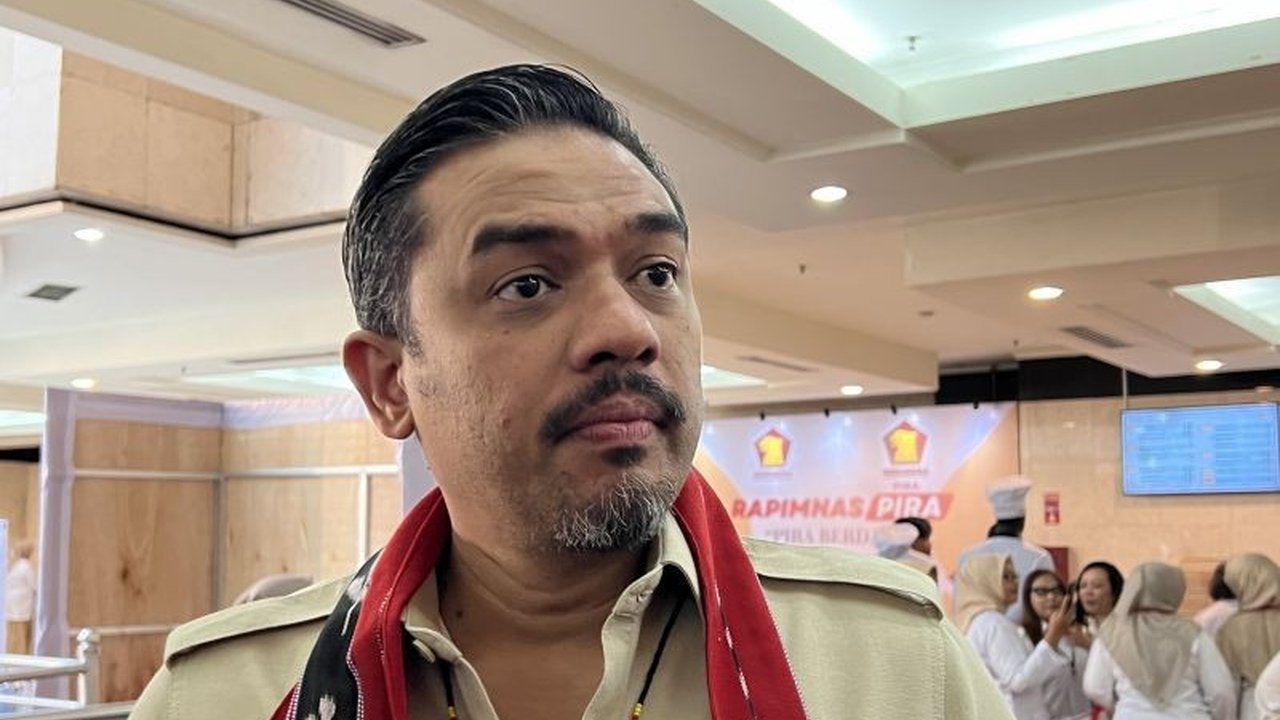 Menteri UMKM Maman Abdurrahman menyambut positif RUU Minerba yang membuka peluang bagi UKM untuk mengelola tambang, meskipun dengan dukungan dan kriteria khusus yang akan ditentukan bersama Kementerian ESDM.