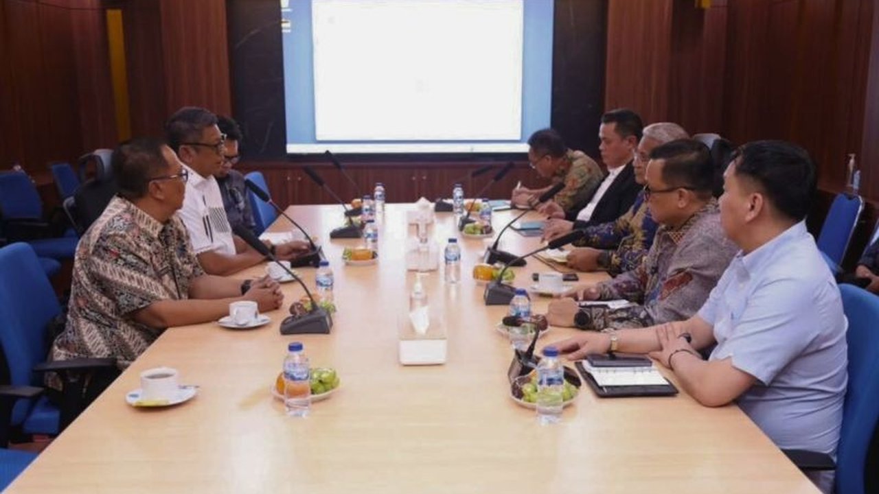 Dukungan Pemkot Bontang terhadap pembangunan Kantor BNN Kota Bontang yang baru, dinilai Kepala BNN RI sebagai perwujudan nyata dari visi Astacita Presiden, menekankan pentingnya kolaborasi dalam memberantas narkoba.