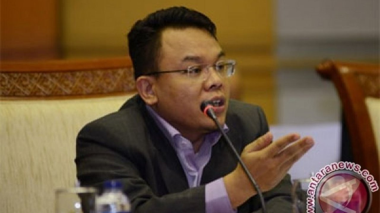 Wakil Ketua Umum PAN Saleh Daulay berharap pertemuan Prabowo Subianto dan Megawati Soekarnoputri memprioritaskan pembangunan nasional, khususnya kesejahteraan rakyat, sebagai langkah positif pasca-pemilu.