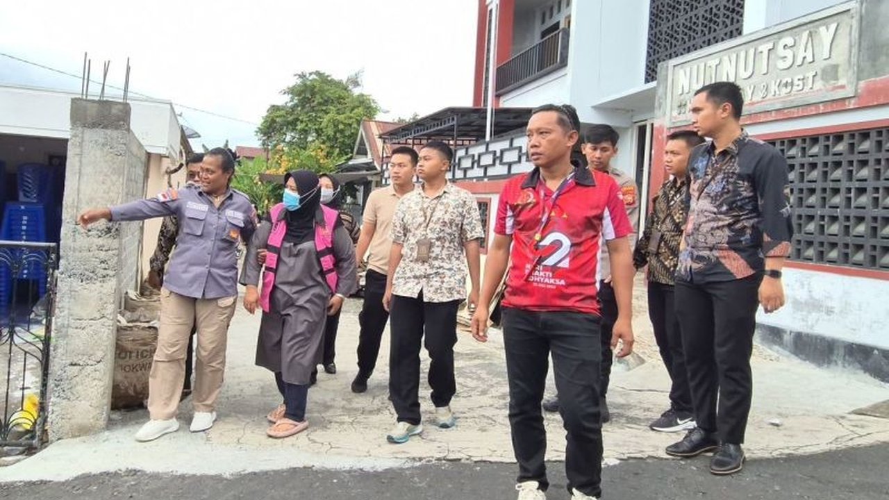 Kejari Ternate telah mengeksekusi Hartati, mantan Kepala Sub Bagian Keuangan Dinkes Ternate, atas kasus korupsi dana COVID-19 dengan putusan MA berupa 4 tahun penjara dan uang pengganti Rp375.279.445.