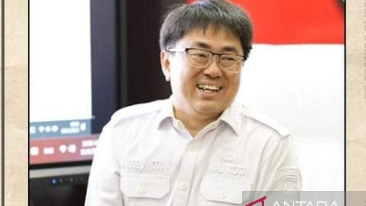 Pemkot Manado meningkatkan kualitas pengelolaan TPA Sumompo dengan pengawasan langsung dan dialog dengan petugas untuk membahas efisiensi dan kendala, serta masukan untuk pengelolaan sampah yang lebih baik di masa depan.