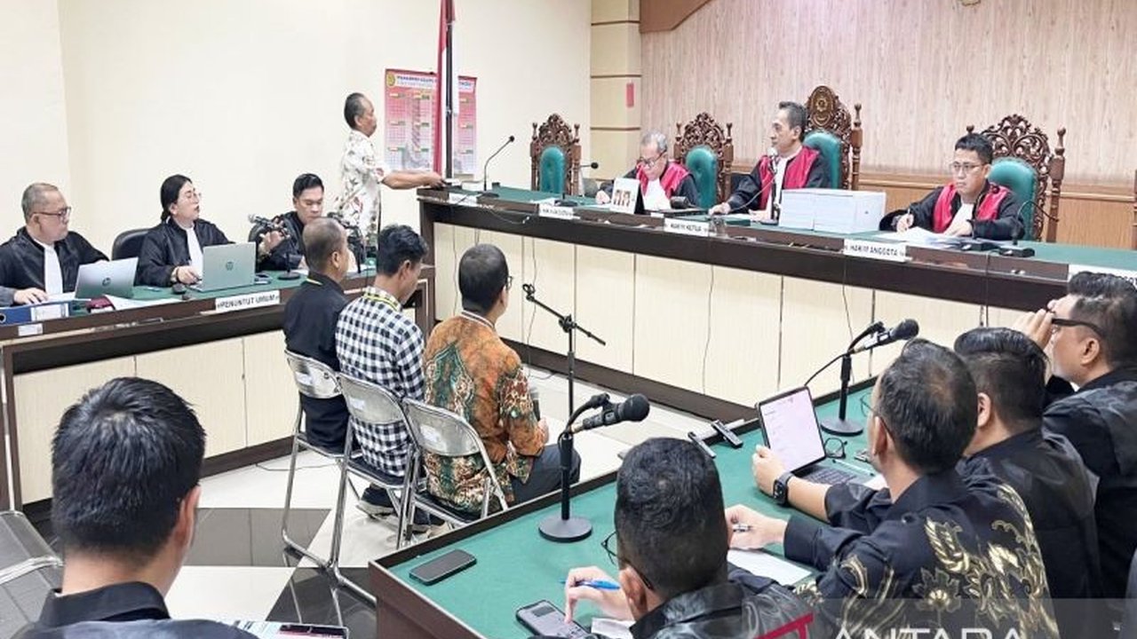 Jaksa KPK telah menyelesaikan pembuktian kasus korupsi di Dinas PUPR Kalsel yang melibatkan dua kontraktor, Andi Susanto dan Sugeng Wahyudi, dengan bukti suap senilai Rp1 miliar kepada pejabat terkait.