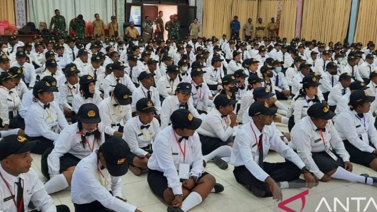 Pemkab Teluk Wondama menerima 1.318 kuota ASN formasi 2024, terdiri dari PPPK umum, PPPK tenaga kesehatan, dan CPNS, dengan prioritas bagi honorer yang belum lolos seleksi sebelumnya.