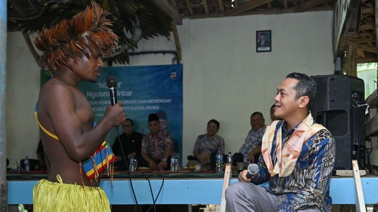 Wakil Menteri Pendidikan Dasar dan Menengah mendorong SMK Bakti Karya di Pangandaran menjadi laboratorium perdamaian, karena keberagaman siswa dan potensi besarnya dalam membentuk pemimpin yang humanis.