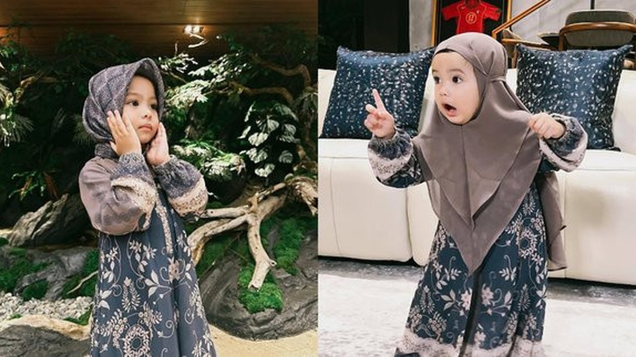 Potret Gemas Ameena dan Azura Anak Aurel Hermansyah dan Atta Halilintar Tampil Berhijab