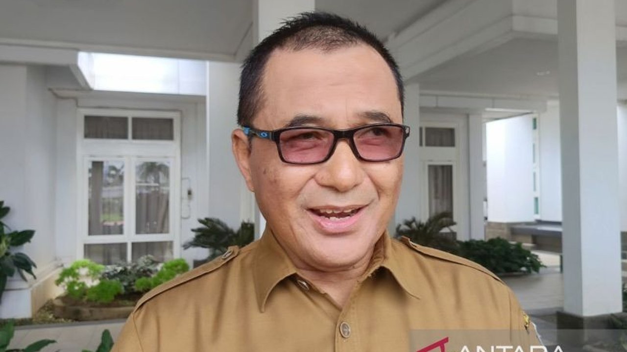 Badan Kesatuan Bangsa dan Politik (Kesbangpol) Kalimantan Timur meningkatkan pendidikan politik bagi pelajar pasca Pemilu, dengan berbagai program untuk tingkatkan pemahaman dan partisipasi politik generasi muda.