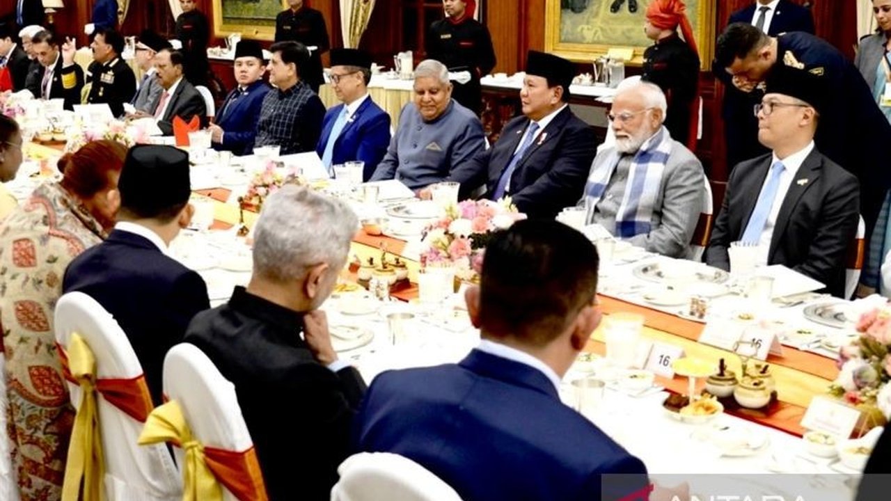 Presiden Prabowo Subianto menyatakan kekagumannya pada program pengentasan kemiskinan India di bawah PM Modi, dan menjadikan keberhasilan tersebut sebagai inspirasi bagi Indonesia.