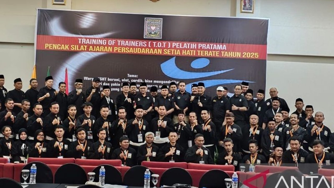 Sebanyak 47 pendekar PSHT dari Jabodetabek dan Subang mengikuti pelatihan pelatih selama empat hari di Bogor untuk standarisasi dan peningkatan prestasi silat.