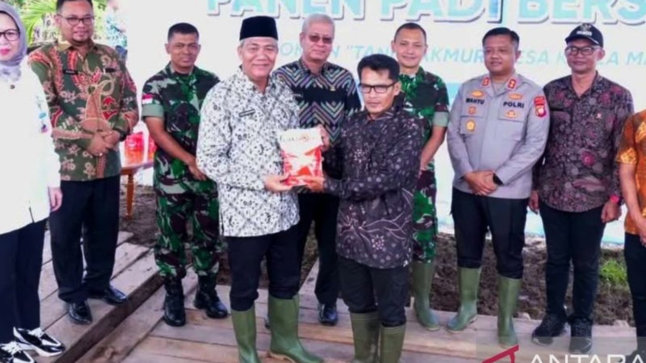 Pemerintah Kabupaten Kubu Raya berkolaborasi dengan Bank Indonesia untuk meningkatkan produksi beras, mengatasi penurunan produksi, dan memperkuat ketahanan pangan di Kubu Raya melalui berbagai program strategis.