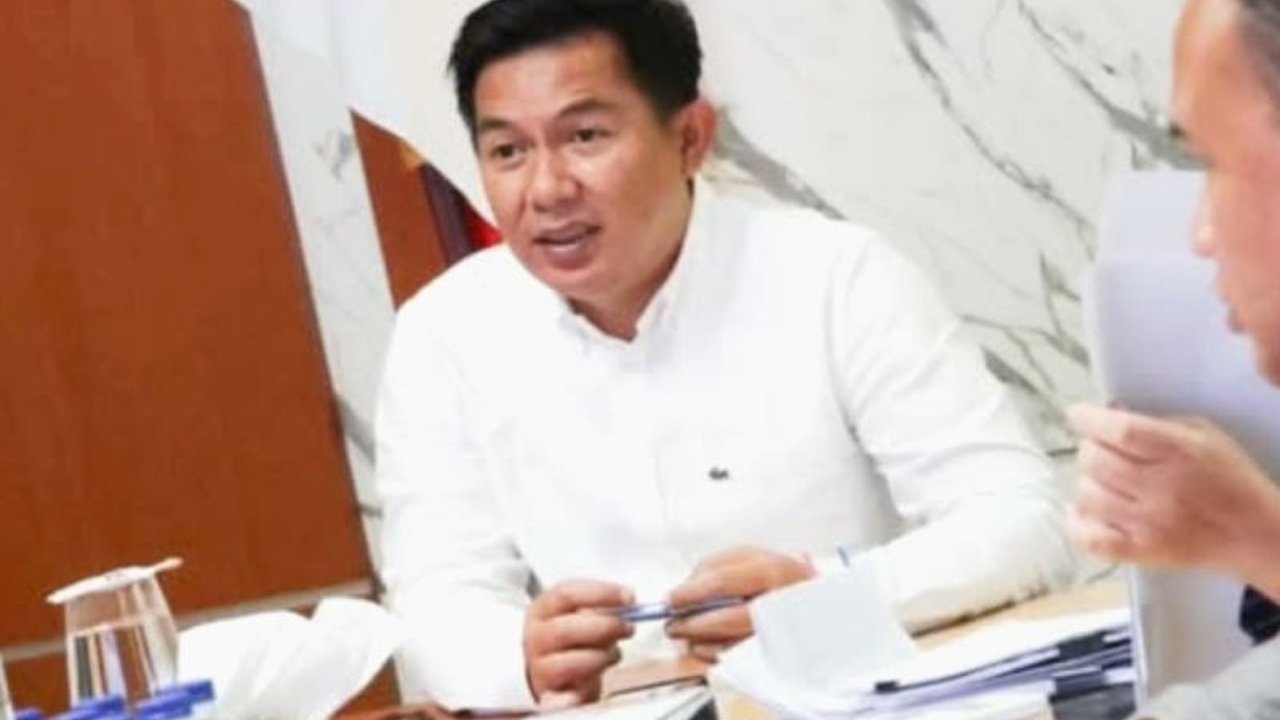 Sekretaris Daerah Purwakarta menyatakan angka kemiskinan di Purwakarta terus menurun hingga 7,16 persen di 2024, meski masih jadi PR pemerintah daerah, dengan strategi peningkatan ekonomi berbasis lokal.