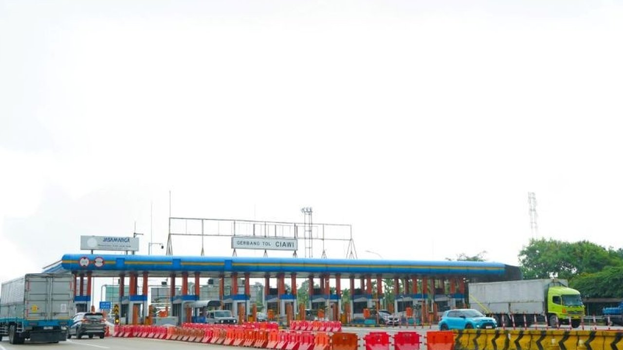 Libur Isra Miraj dan Imlek 2025 menyebabkan peningkatan signifikan volume kendaraan di jalan tol Jabodetabek dan Jawa Barat, terutama menuju Puncak dan Bandara Soetta,  menurut data Jasa Marga.