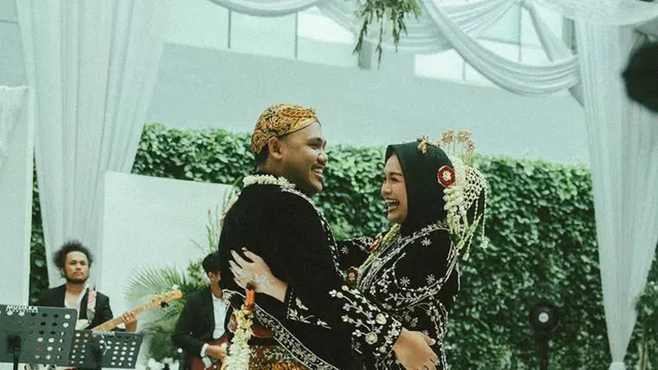 Salma Salsabil dan Dimansyah Laitupa Resmi Menikah (foto: Instagram.com/ranforyourlife)