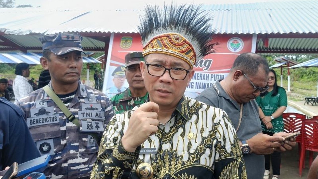 Pemkab Mimika berkomitmen meningkatkan perekonomian dan kesejahteraan warga dengan fokus pengembangan ekonomi riil di tingkat kampung, memanfaatkan potensi lokal dan dana desa.
