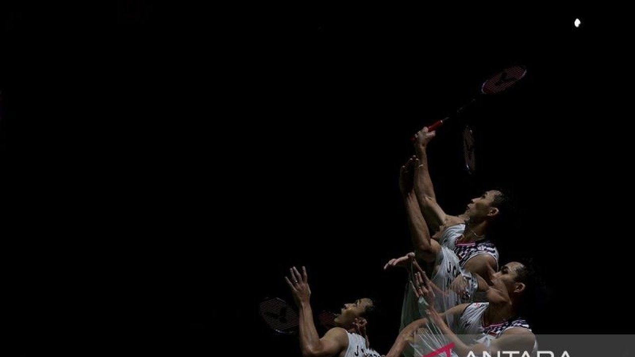 Jonatan Christie mengakui kurang sabar dan terganggu senar raket putus saat kalah dari Kunlavut Vitidsarn di final Indonesia Masters 2025, membuat Indonesia pulang tanpa gelar.