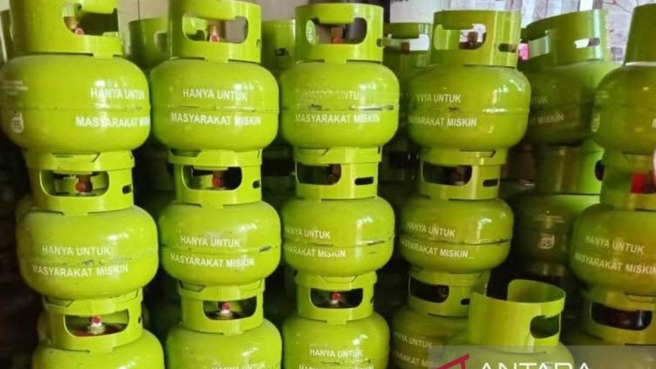 Pertamina Patra Niaga Regional Sulawesi memastikan penyaluran LPG 3 Kg bersubsidi di Sulawesi Utara tepat sasaran dan sesuai HET, melalui pangkalan resmi untuk mencegah penyalahgunaan dan menjamin akses bagi masyarakat yang berhak.