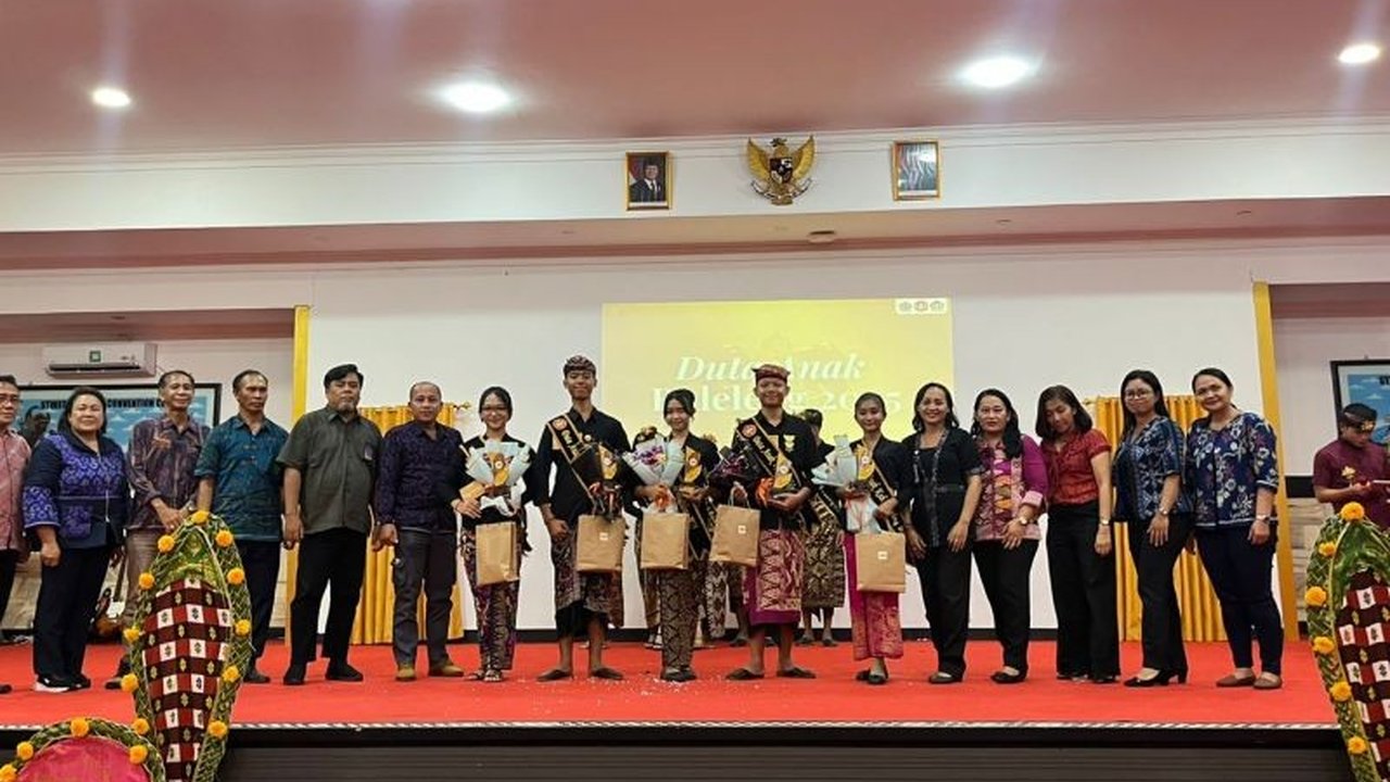 Forum Anak Daerah (FAD) Kabupaten Buleleng, Bali, memilih lima duta anak untuk menjadi teladan dan mengakomodir suara anak muda dalam pembangunan daerah, melalui kegiatan 'Gelora Anak Buleleng'.