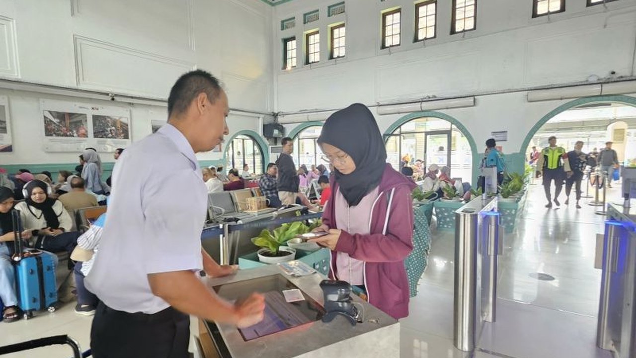 KAI Daop 1 Jakarta Tambah 7 Kereta Api Antisipasi Lonjakan Penumpang Libur Isra Miraj-Imlek