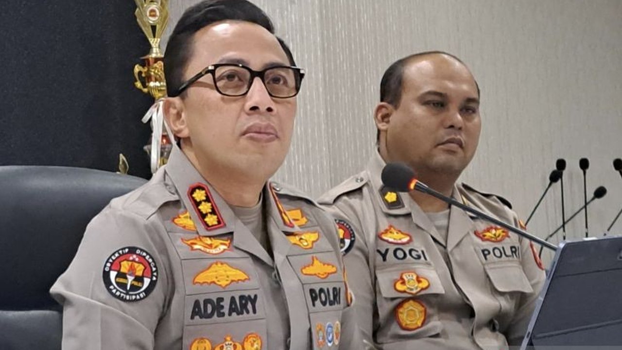 Polda Metro Jaya tengah menyelidiki dugaan pemerasan oleh mantan Kasatreskrim Polres Jaksel, AKBP Bintoro, terhadap dua tersangka kasus pembunuhan, dengan Bintoro membantah semua tuduhan tersebut.