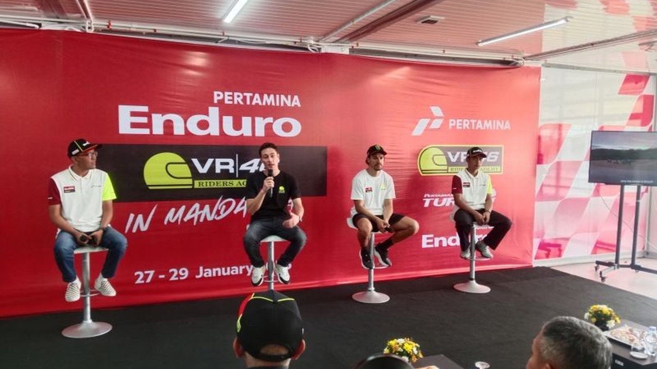 Pertamina berkolaborasi dengan VR46 Riders Academy menggelar track day di Sirkuit Mandalika untuk membina pembalap muda Indonesia agar mampu bersaing di kancah internasional, sekaligus mendorong kemajuan industri otomotif nasional.