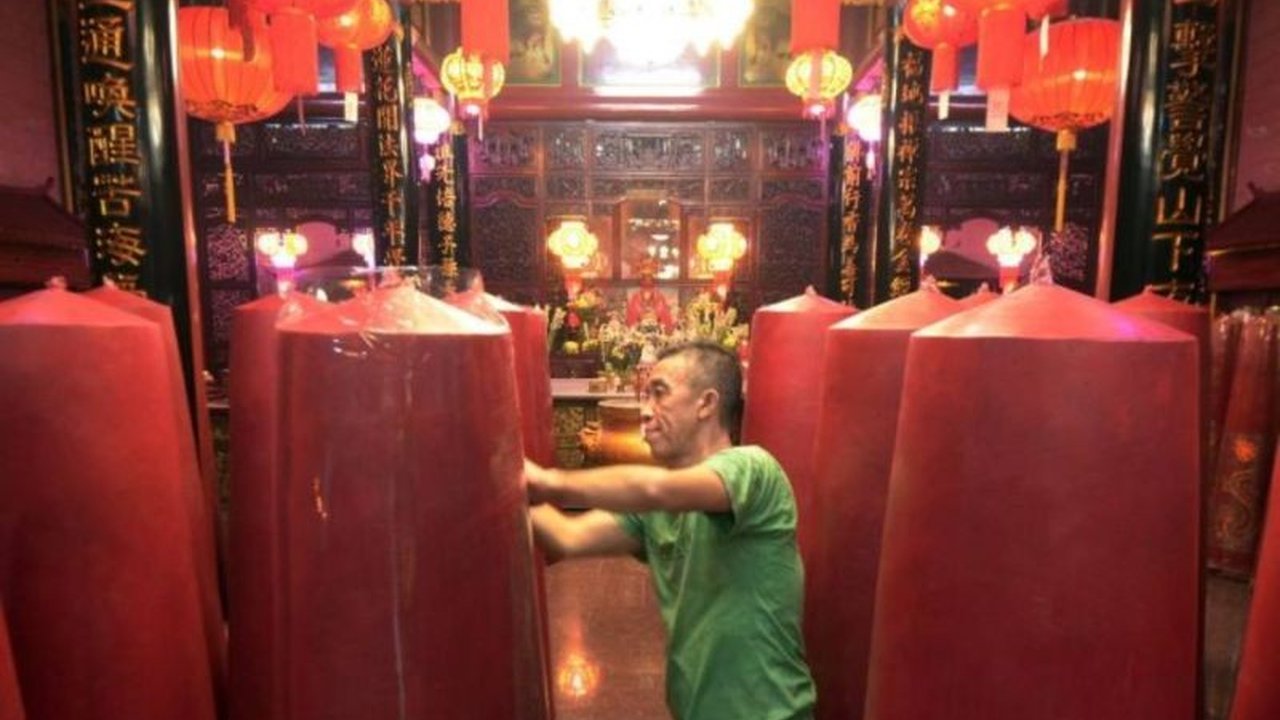 Jelang Imlek 2024, Polda Lampung kerahkan 1.384 personel gabungan untuk sterilisasi dan pengamanan sejumlah wihara dan klenteng guna memastikan perayaan berjalan aman dan kondusif bagi warga Tionghoa di Lampung.