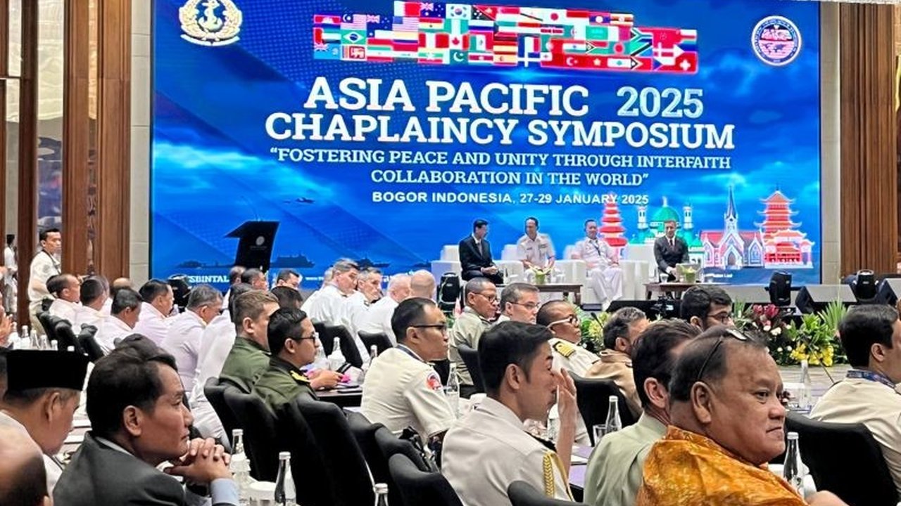 Simposium Asia Pasifik tentang kesehatan mental prajurit (APCS) 2025 di Bogor dihadiri perwira pembina mental dari 28 negara, membahas pentingnya kolaborasi antaragama untuk perdamaian.