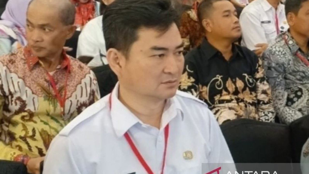 Dinas Kesehatan Cianjur mendirikan dua posko kesehatan di jalur Puncak-Cianjur selama libur Isra Miraj dan Imlek 2025 untuk melayani pemeriksaan kesehatan pengendara dan wisatawan.