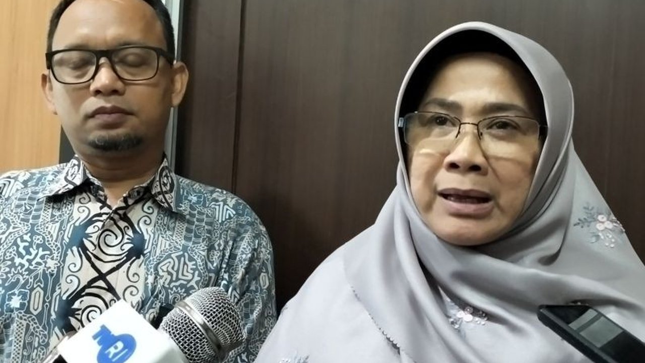 Direktorat Jenderal Perbendaharaan (DJPb) Sumatera Barat akan mempercepat penyaluran dana desa senilai Rp1,054 triliun kepada 1.035 nagari pada tahun 2025 untuk mendukung program pengentasan kemiskinan dan mengurangi kesenjangan wilayah.