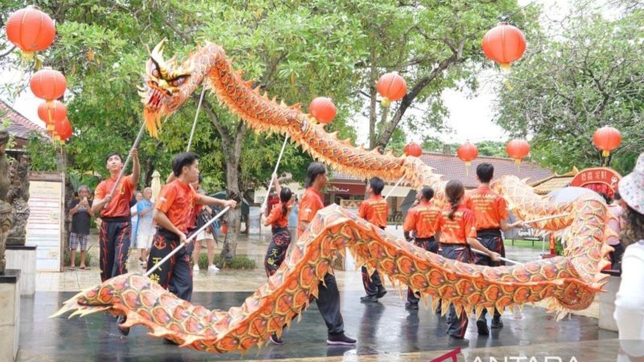 Kawasan Nusa Dua, Bali, mencatat tingkat hunian hotel mencapai 77% selama libur Imlek 2025, melampaui capaian tahun sebelumnya dan menjadi yang tertinggi dalam enam tahun terakhir, berkat berbagai atraksi dan promo menarik yang ditawarkan.