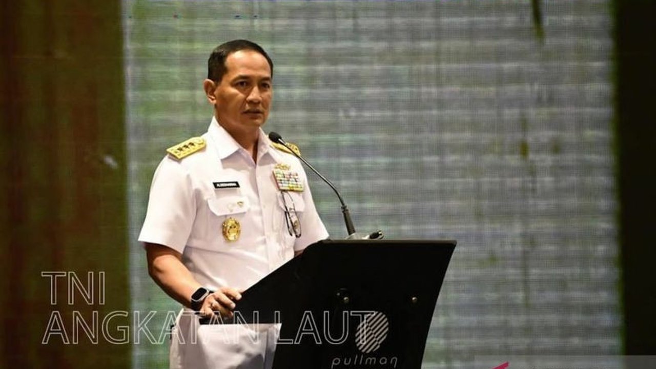Wakil Kepala Staf TNI Angkatan Laut (Wakasal) menegaskan komitmen TNI AL dalam menciptakan perdamaian dunia melalui partisipasi aktif dalam forum internasional seperti Asia Pasific Chaplaincy Symposium (APCS) 2025 di Bogor.
