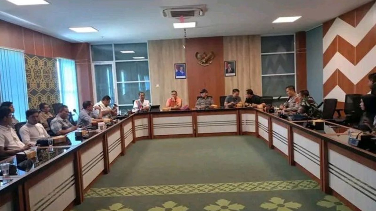 Sebanyak 24 desa di Lombok Tengah, NTB akan menggelar Pilkades serentak pada 26 Februari 2025, setelah tahapan penetapan dan pengundian nomor urut calon kepala desa telah selesai.