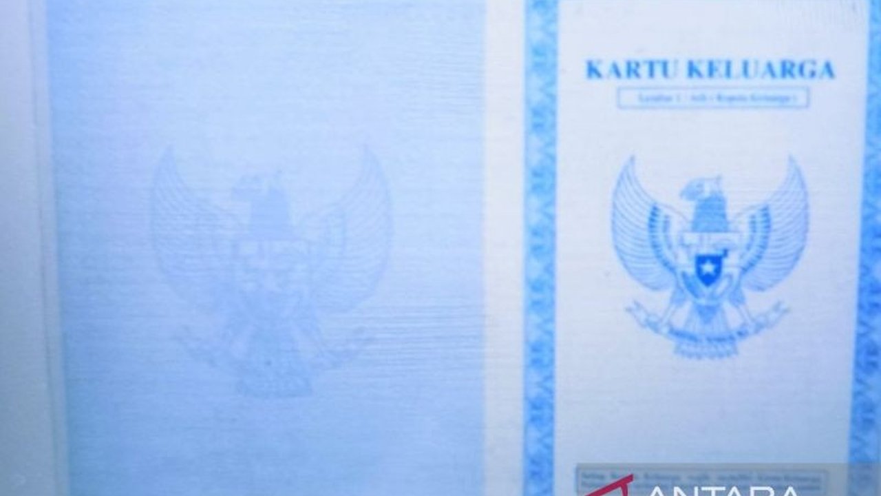 Pemerintah Kabupaten Biak Numfor meningkatkan layanan penerbitan dokumen kependudukan dengan sistem jemput bola hingga ke kampung dan distrik untuk memastikan akses yang merata bagi seluruh warga.