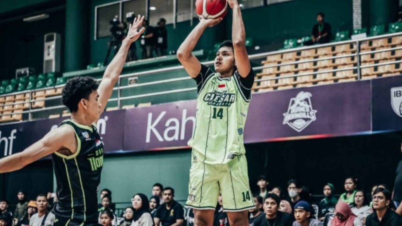 Pemusatan latihan (TC) Timnas Basket Indonesia memberikan dampak positif bagi Aven Pratama, pemain Pacific Caesar Surabaya, meningkatkan kepercayaan dirinya dan performa di lapangan.