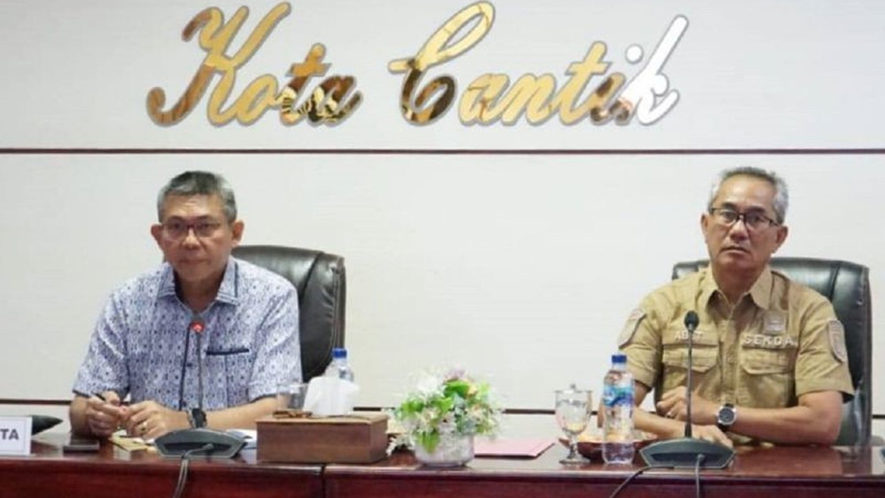 Pemerintah Kota Palangka Raya meningkatkan pengelolaan aset daerah untuk mencegah masalah administrasi dan sengketa lahan, termasuk penyusunan SOP penerbitan surat kepemilikan tanah.