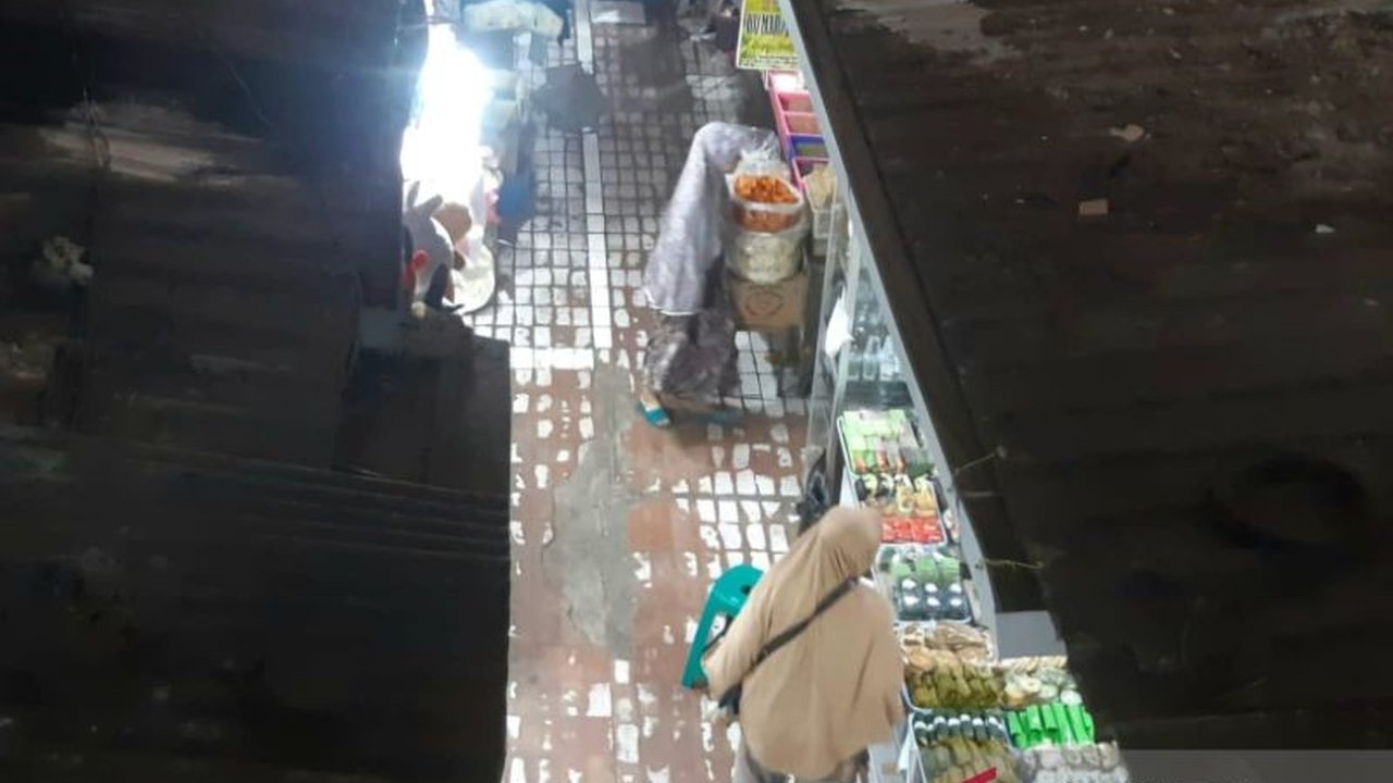 Pemerintah Kota Malang menyiapkan relokasi pedagang Pasar Besar dengan beberapa opsi lokasi dan anggaran Rp10 miliar dari APBD 2025, sebelum renovasi besar senilai Rp268 miliar dari APBN dimulai.