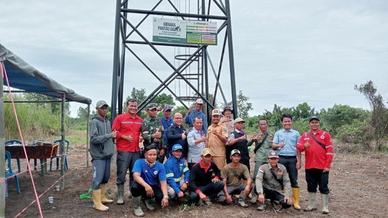Belantara Foundation membangun menara pantau gajah dan memberikan pelatihan mitigasi konflik manusia-gajah di Kabupaten Ogan Komering Ilir (OKI), Sumatera Selatan, guna melindungi gajah Sumatera yang terancam punah dan mengurangi kerugian masyarakat.